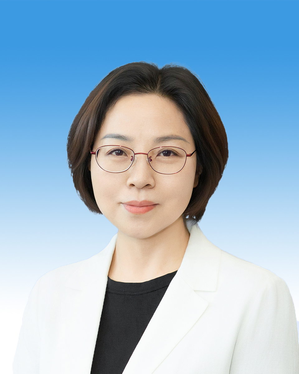 卢燕